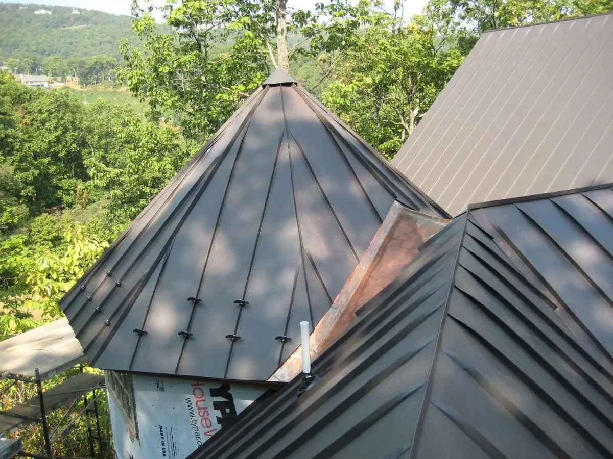 Professional Shingle Replacement & Repair by Craftsman Roofing in Avenal